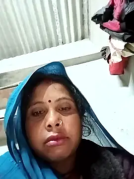 Snapshot of Shreya_pandit chatting on 01/10/26, 12:50 Shreya pandit online show from 01/10/26, 12:50