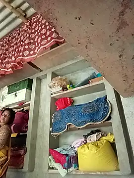 Shreya pandit online show from 04/13/26, 01:31