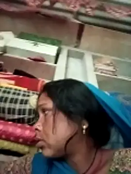 Shreya pandit online show from 04/15/26, 01:00