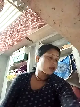 Shreya pandit online show from 04/29/26, 05:52