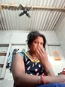 Shreya pandit online show from 05/03/26, 01:00