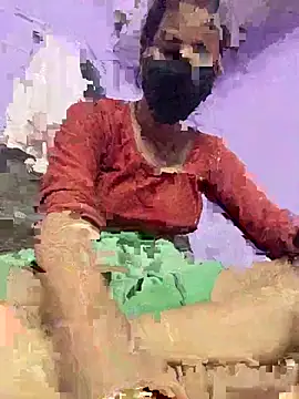 Pooja Love143 online show from 04/17/26, 05:49