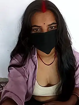 Pooja Love143 online show from 03/07/26, 04:52