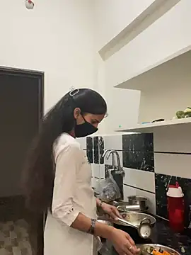 Pooja Love143 online show from 04/09/26, 03:41