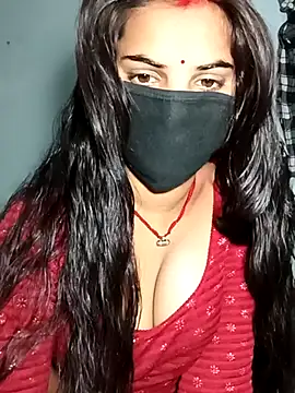 Pooja Love143 online show from 03/04/26, 06:21