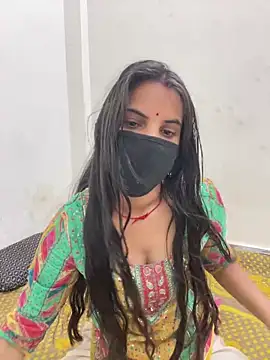 Pooja Love143 online show from 04/10/26, 06:42