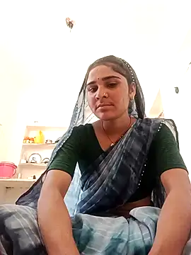 Snapshot of Kanchan_bhabi chatting on 12/18/25, 10:41 Kanchan bhabi online show from 12/18/25, 10:41