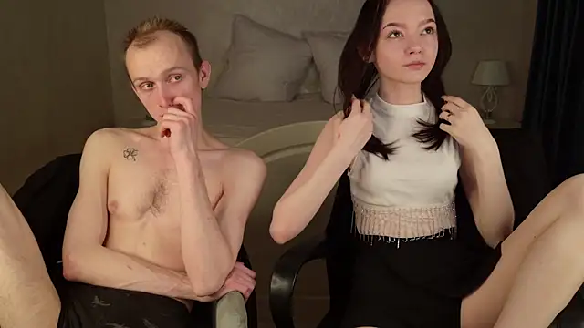 Snapshot of WeksaMur chatting on 05/17/26, 07:03 WeksaMur online show from 05/17/26, 07:03