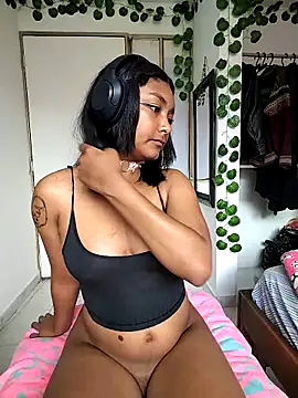 Luna 6 online show from 01/14/26, 06:33