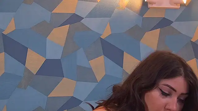 Valentina Oliver online show from 01/16/26, 05:33