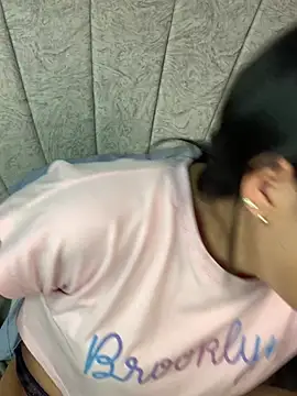 Val12777 online show from 03/25/26, 12:04