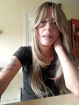 Sacha Scorp online show from 12/15/25, 01:39