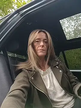 Sacha Scorp online show from 04/13/26, 09:57