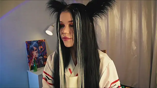 Snapshot of PinkSharky chatting on 12/19/25, 04:20 PinkSharky online show from 12/19/25, 04:20