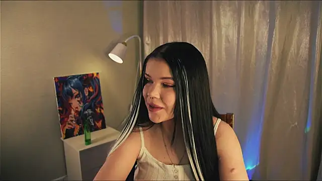 Snapshot of PinkSharky chatting on 12/16/25, 05:17 PinkSharky online show from 12/16/25, 05:17