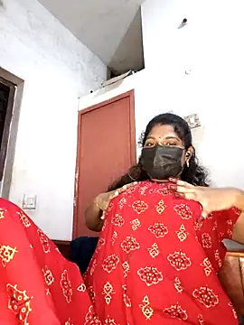 Snapshot of tamilsaisree chatting on 03/25/26, 05:23 tamilsaisree online show from 03/25/26, 05:23