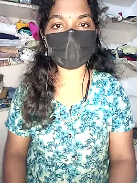 Snapshot of tamilsaisree chatting on 02/22/26, 05:36 tamilsaisree online show from 02/22/26, 05:36