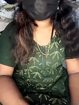 Snapshot of tamilsaisree chatting on 02/27/26, 04:51 tamilsaisree online show from 02/27/26, 04:51