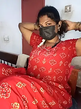 Snapshot of tamilsaisree chatting on 03/05/26, 05:20 tamilsaisree online show from 03/05/26, 05:20