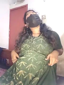 Snapshot of tamilsaisree chatting on 04/14/26, 05:07 tamilsaisree online show from 04/14/26, 05:07