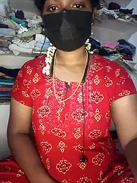 Snapshot of tamilsaisree chatting on 02/16/26, 05:00 tamilsaisree online show from 02/16/26, 05:00