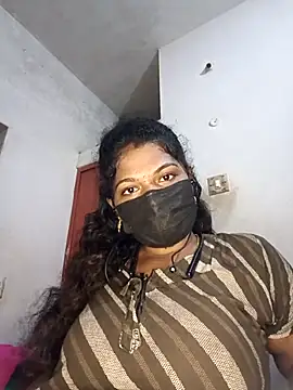 Snapshot of tamilsaisree chatting on 04/12/26, 05:27 tamilsaisree online show from 04/12/26, 05:27