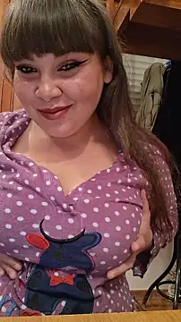 Snapshot of Florazaira2 chatting on 12/15/25, 08:14 Florazaira2 online show from 12/15/25, 08:14