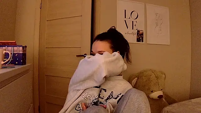 Snapshot of janeLoveSweetHeart chatting on 02/15/26, 04:02 janeLoveSweetHeart online show from 02/15/26, 04:02