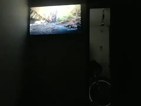 derekcaicedo  online show from 12/16/25, 12:26