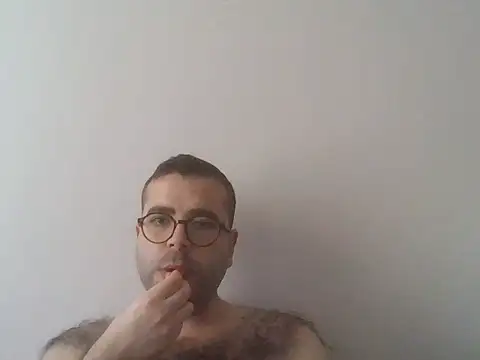 Snapshot of kkadam1 chatting on 06/19/26, 07:25 kkadam1 online show from 06/19/26, 07:25