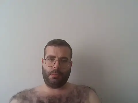 Snapshot of kkadam1 chatting on 06/02/26, 01:44 kkadam1 online show from 06/02/26, 01:44