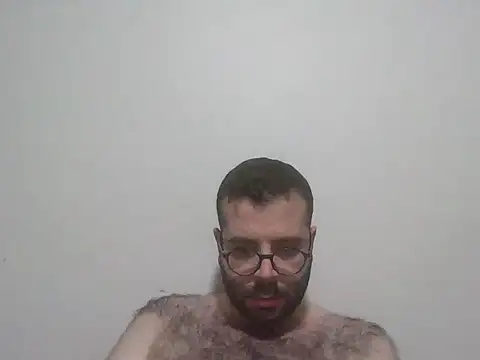 Snapshot of kkadam1 chatting on 06/28/26, 04:57 kkadam1 online show from 06/28/26, 04:57