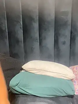 THICKBARBIE32 online show from 06/11/26, 02:53