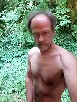 Snapshot of Quebec46 chatting on 06/19/26, 06:19 Quebec46 online show from 06/19/26, 06:19