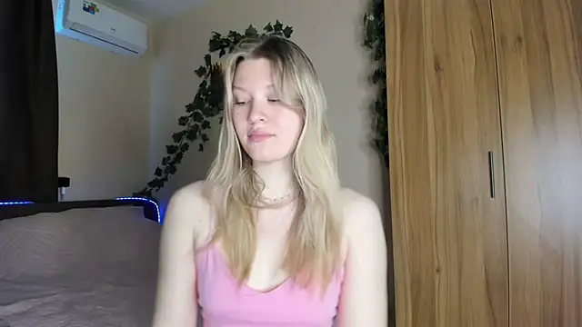SkyeDavis online show from 05/06/26, 12:20