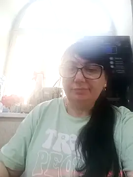 Snapshot of MariSwan222 chatting on 06/06/26, 09:25 MariSwan222 online show from 06/06/26, 09:25