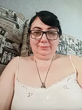 Snapshot of MariSwan222 chatting on 05/23/26, 05:39 MariSwan222 online show from 05/23/26, 05:39