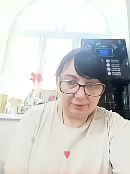MariSwan222 online show from 06/29/26, 08:21