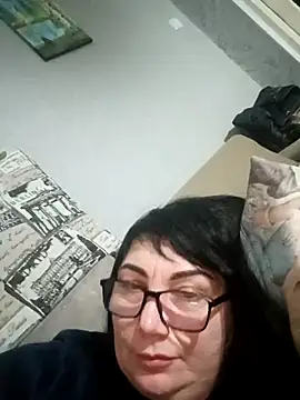 MariSwan222 online show from 12/18/25, 08:23