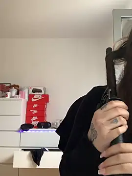 Melissaa00 online show from 03/12/26, 01:59