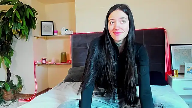 AdrianaCult online show from 02/11/26, 06:24