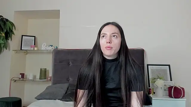 AdrianaCult online show from 02/21/26, 12:51