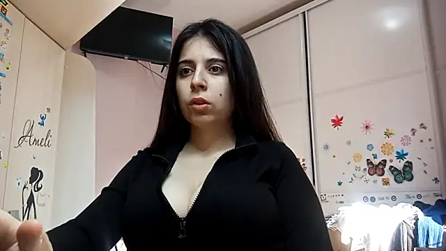 WaltraudPattie online show from 02/04/26, 01:22