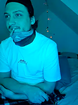 Ghost Pie online show from 12/21/25, 02:41