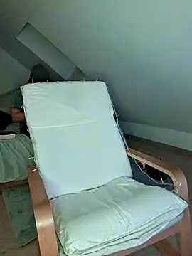 Snapshot of Ghost_Pie chatting on 12/18/25, 08:56 Ghost Pie online show from 12/18/25, 08:56