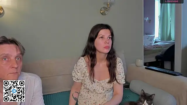 WeliosCouple online show from 04/19/26, 07:09