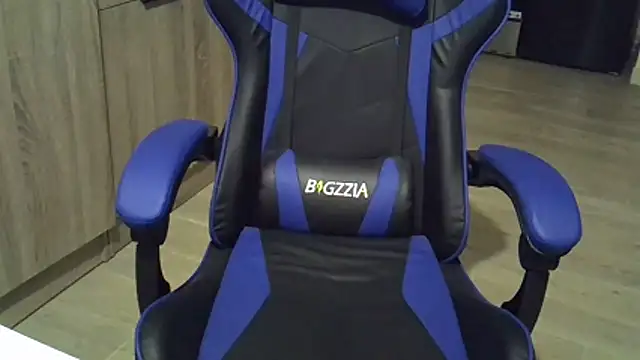 Snapshot of Zetros_15 chatting on 03/29/26, 05:09 Zetros 15 online show from 03/29/26, 05:09