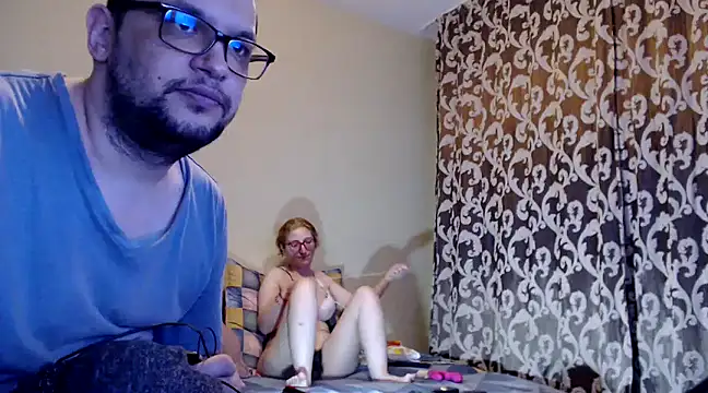 yunis32 online show from 01/31/25, 06:14