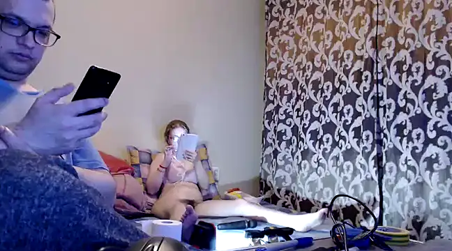 yunis32 online show from 03/03/25, 06:46