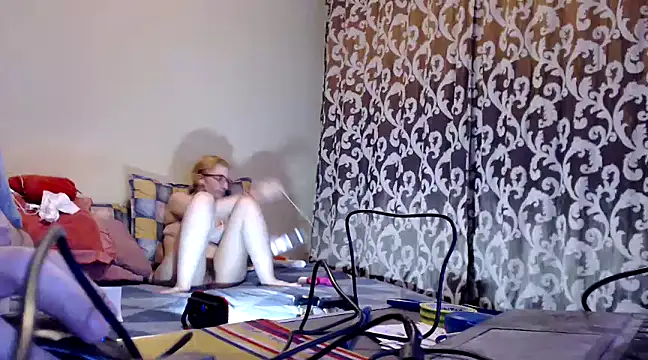 yunis32 online show from 01/27/25, 05:15